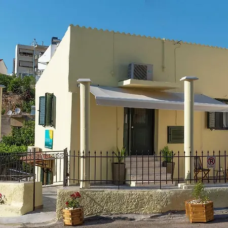 Camara Apartment