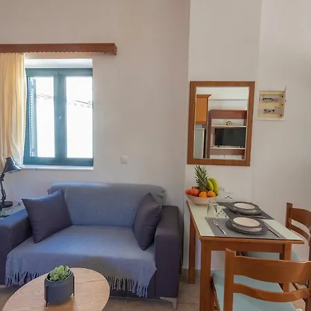 Camara Apartment *