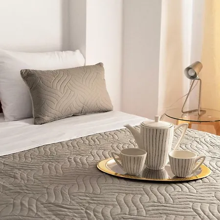 Camara Apartment